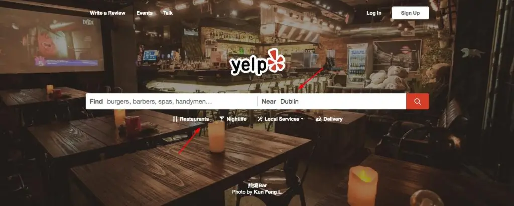 eine Bewertungs-App wie Yelp erstellen: ortsbezogene Suche